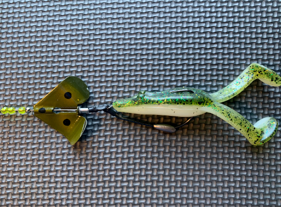 Fish360 DIY Buzz Frog Hook Modification