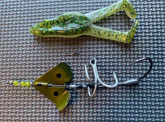 Fish360 DIY Buzz Frog Hook Modification